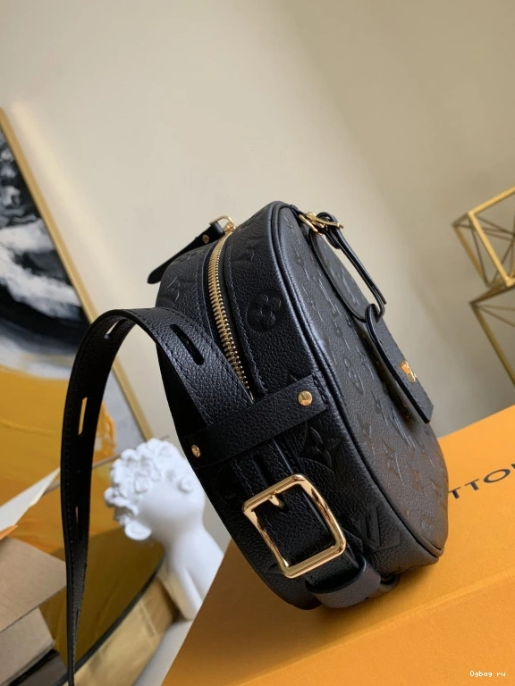 SOUPLE VUITTON LOUIS MM BOITE CHAPEAU 0823